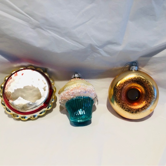 3 GLASS ORNAMENTS / Muffin Doughnut Pie / Baked Good Bakery / Christmas - Picture 2 of 12